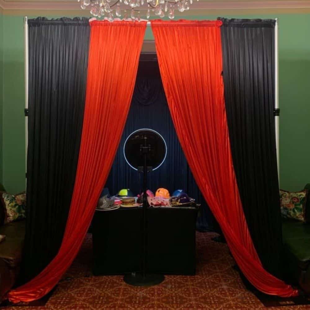 Closed Booth